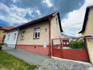 Prodej rodinného domu, Praha - Žižkov, Na Jarově, 168 m2
