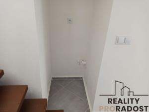 Prodej rodinného domu, Radim, 130 m2