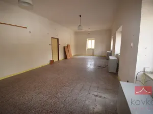 Pronájem komerční nemovitosti, Pelhřimov, Svatovítské náměstí, 175 m2