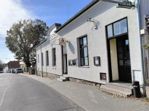 Pronájem restaurace, Písek, Hradiště, 497 m2