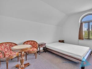 Prodej vily, Trutnov, Růžová cesta, 350 m2