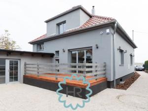 Pronájem bytu 1+kk, Říčany - Jažlovice, Jažlovická, 43 m2