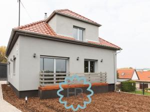 Pronájem bytu 1+kk, Říčany - Jažlovice, Jažlovická, 43 m2