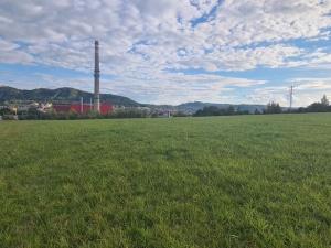 Prodej pozemku pro komerční výstavbu, Karlovy Vary, 3105 m2