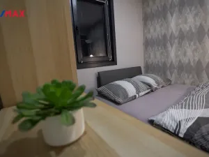 Prodej atypického bytu, Ostrov, Karlovarská, 39 m2