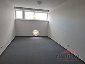 Prodej atypického bytu, Opava - Město, Popská, 276 m2