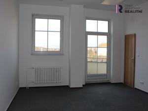 Pronájem kanceláře, Karlovy Vary, T. G. Masaryka, 28 m2