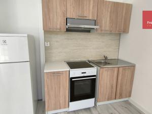 Prodej bytu 2+kk, Teplice, Vrchlického, 51 m2