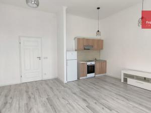 Prodej bytu 2+kk, Teplice, Vrchlického, 51 m2
