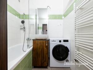 Pronájem bytu 2+kk, Nupaky, U Valu, 50 m2
