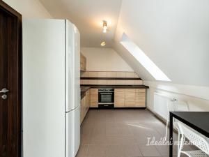 Pronájem bytu 2+kk, Nupaky, U Valu, 50 m2