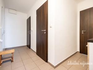 Pronájem bytu 2+kk, Nupaky, U Valu, 50 m2