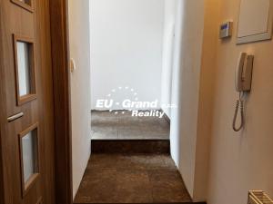Pronájem bytu 1+kk, Lipová, 27 m2