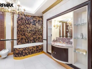 Prodej bytu 5+1, Karlovy Vary, U Imperiálu, 253 m2