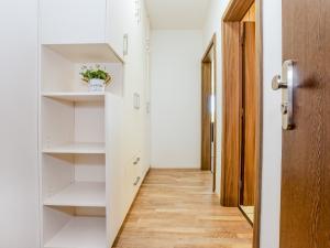 Pronájem bytu 1+kk, České Budějovice - České Budějovice 2, Husova tř., 38 m2