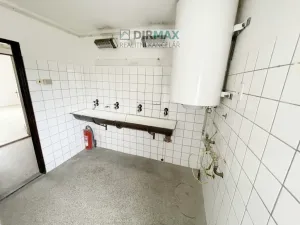 Prodej výrobních prostor, Klatovy - Luby, 3000 m2