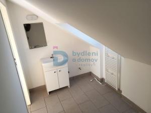 Pronájem bytu 2+kk, Olomouc - Holice, Hanácká, 40 m2