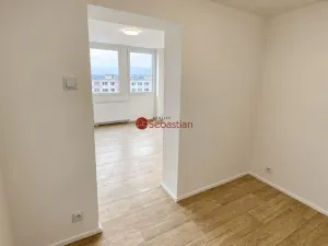 Pronájem bytu 1+1, Teplice - Trnovany, Antonína Sochora, 41 m2