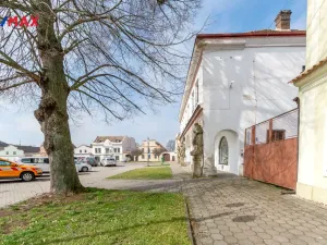 Prodej činžovního domu, Dašice, náměstí T. G. Masaryka, 450 m2