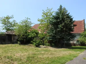 Prodej komerční nemovitosti, Rtyně nad Bílinou - Malhostice, 10657 m2