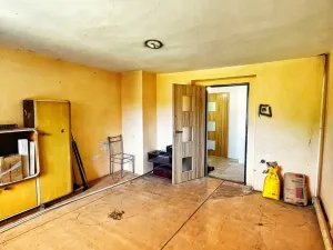 Prodej komerční nemovitosti, Rtyně nad Bílinou - Malhostice, 10657 m2