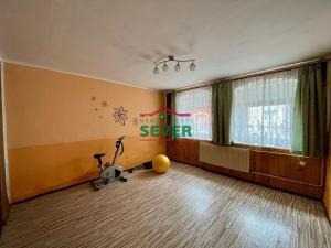 Prodej rodinného domu, Postoloprty, Školní, 239 m2