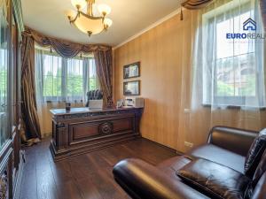 Prodej rodinného domu, Nová Role - Mezirolí, 302 m2