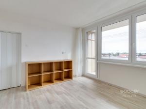 Pronájem bytu 3+kk, Praha - Horní Počernice, Komárovská, 65 m2