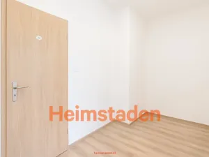 Pronájem bytu 1+kk, Havířov - Město, Hlavní třída, 21 m2