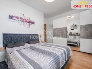 Prodej bytu 2+kk, Praha - Horní Měcholupy, Modenská, 85 m2