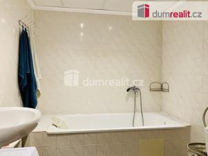 Prodej bytu 2+kk, Mariánské Lázně, Husova, 68 m2