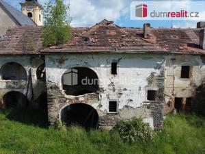 Prodej historického objektu, Omlenice - Omlenička, 2000 m2