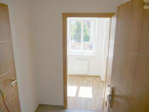 Pronájem bytu 1+kk, Most, Hollarova, 26 m2