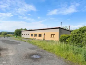Prodej komerční nemovitosti, Krnov - Krásné Loučky, Krásné Loučky, 200 m2