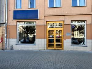 Pronájem restaurace, Praha - Holešovice, U průhonu, 250 m2