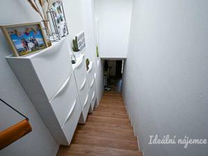 Pronájem bytu 3+kk, Brno, Ondráčkova, 78 m2