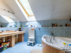 Prodej rodinného domu, Stochov, Okružní, 819 m2