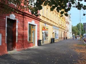 Prodej obchodního prostoru, Karlovy Vary, Moskevská, 53 m2