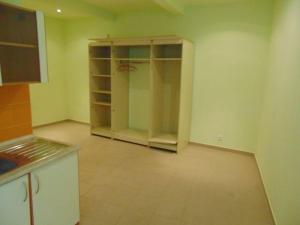 Pronájem bytu 1+kk, Praha - Strašnice, Věšínova, 28 m2