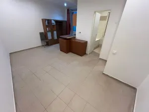 Pronájem bytu 1+kk, Praha - Strašnice, Věšínova, 28 m2