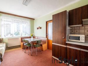 Prodej rodinného domu, Šatov, 179 m2