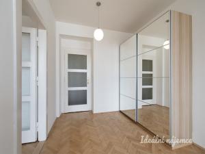 Pronájem bytu 2+kk, Praha - Vinohrady, náměstí Jiřího z Lobkovic, 47 m2