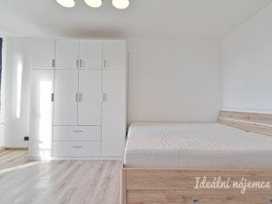 Pronájem bytu 3+kk, Olomouc - Nové Sady, Jakoubka ze Stříbra, 70 m2