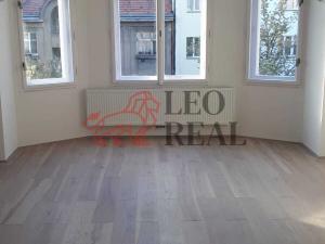 Pronájem bytu 1+1, Praha - Vršovice, 28. pluku, 43 m2