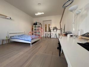 Pronájem bytu 1+1, Praha - Vršovice, 28. pluku, 43 m2