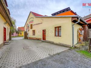 Prodej ubytování, Starý Plzenec, Masarykovo náměstí, 929 m2