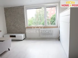 Pronájem bytu 1+kk, Brno - Židenice, Valtická, 30 m2