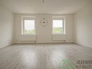 Pronájem bytu 1+1, Vápenná, 42 m2