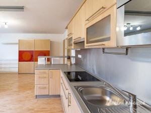 Pronájem bytu 1+kk, Praha - Bohnice, Cafourkova, 37 m2