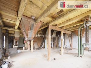 Prodej výrobních prostor, Mšeno, Boleslavská, 2000 m2